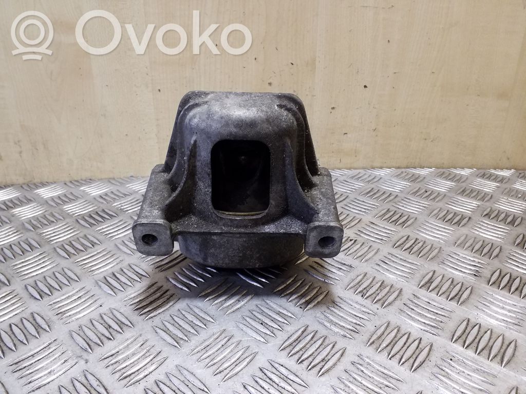 Moottorin kiinnikekorvake   8K0199381LC