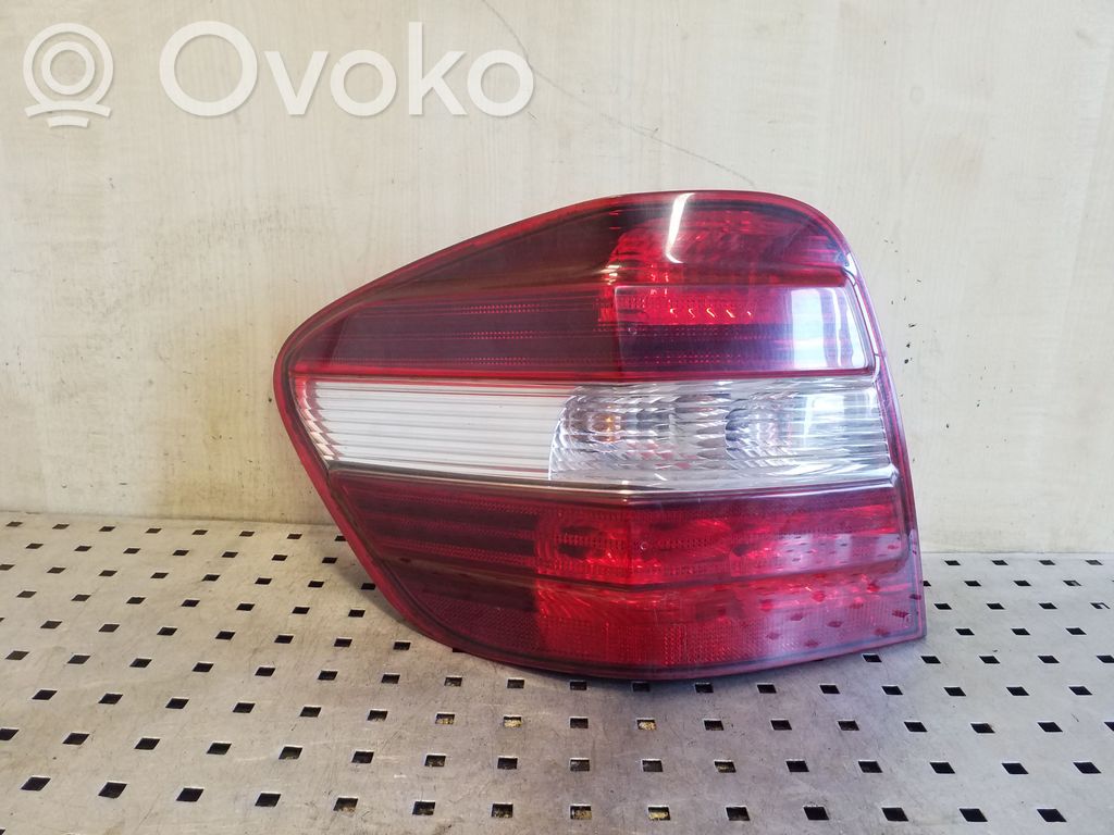 Mercedes-Benz ML W164 Lampa tylna 