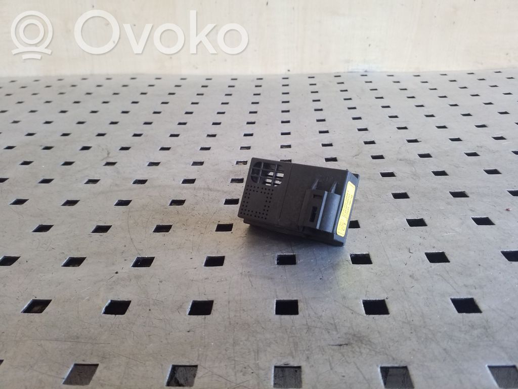 Chevrolet Captiva Interior temperature sensor 