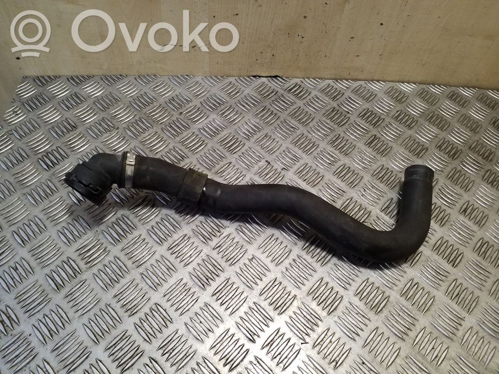 Engine coolant pipe/hose