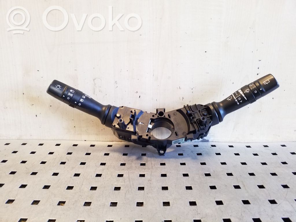 KIA Sorento Wiper turn signal indicator stalk/switch 