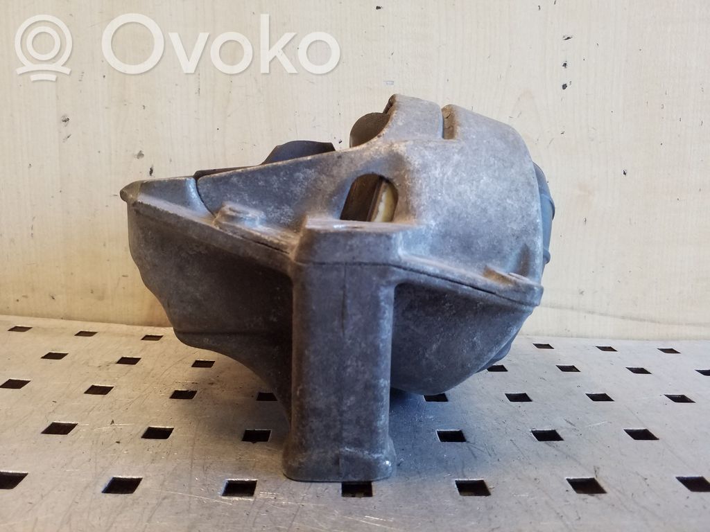 Audi A5 Sportback 8TA Engine mount bracket 