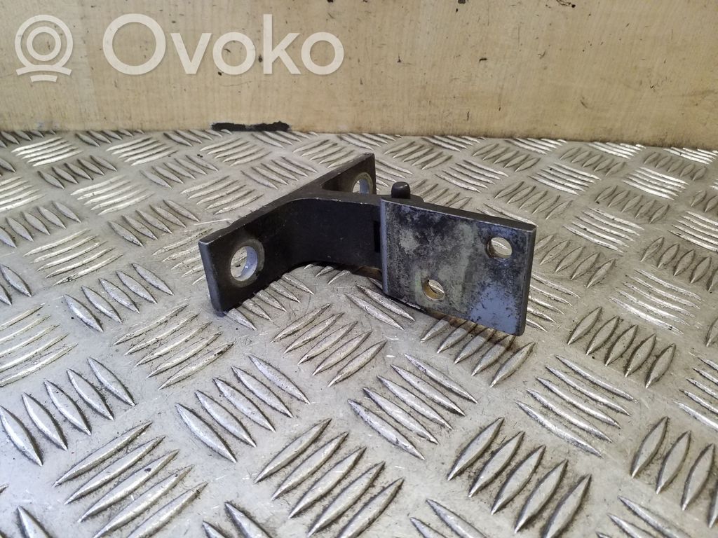 Audi 100 S4 C4 Front door upper hinge 