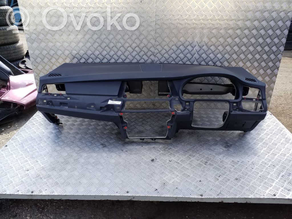 Deska rozdzielcza   9199083,9210799