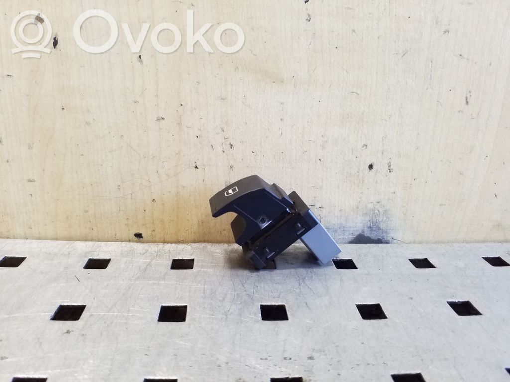 Przyciski szyb   7L6959855E