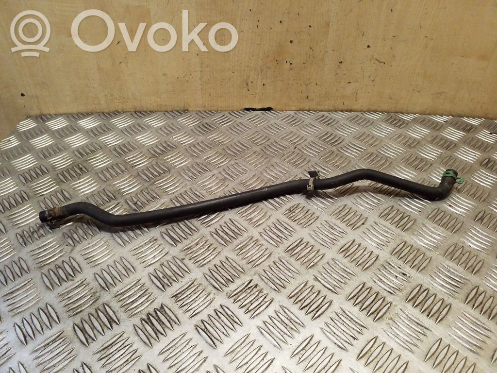 Engine coolant pipe/hose
