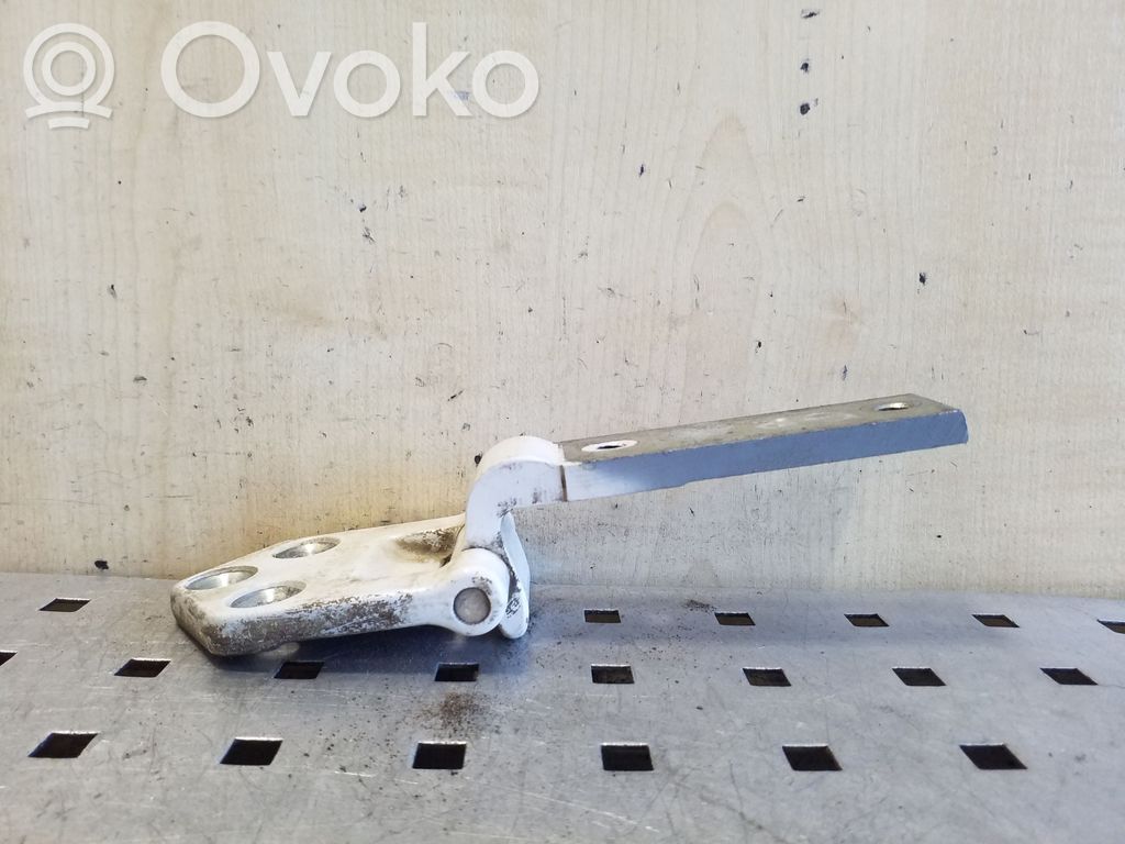 Volkswagen Caddy Loading door lower hinge 