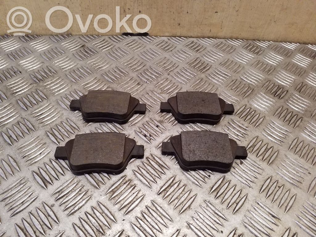 Klocki hamulcowe tylne