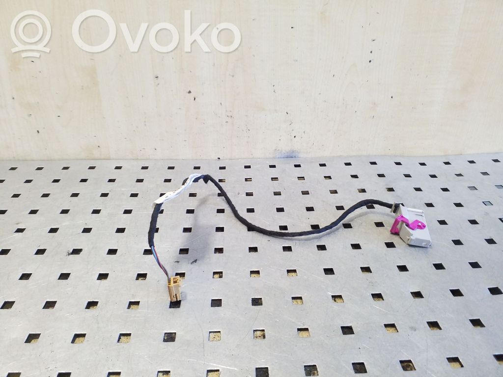 Audi TT TTS Mk2 Cableado de puerta delantera 