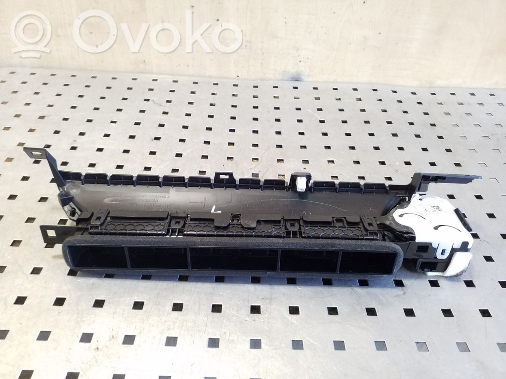 Tesla Model 3 Lango oro grotelės 