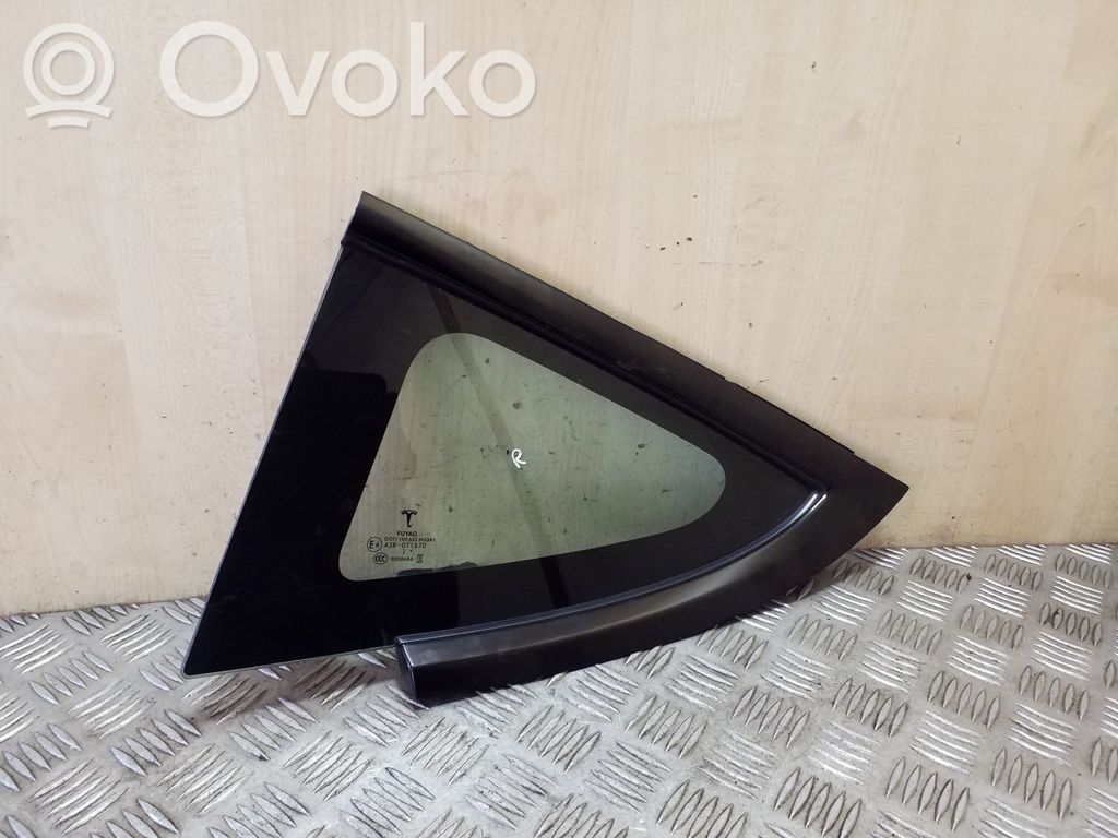 Tesla Model 3 Rear side window 