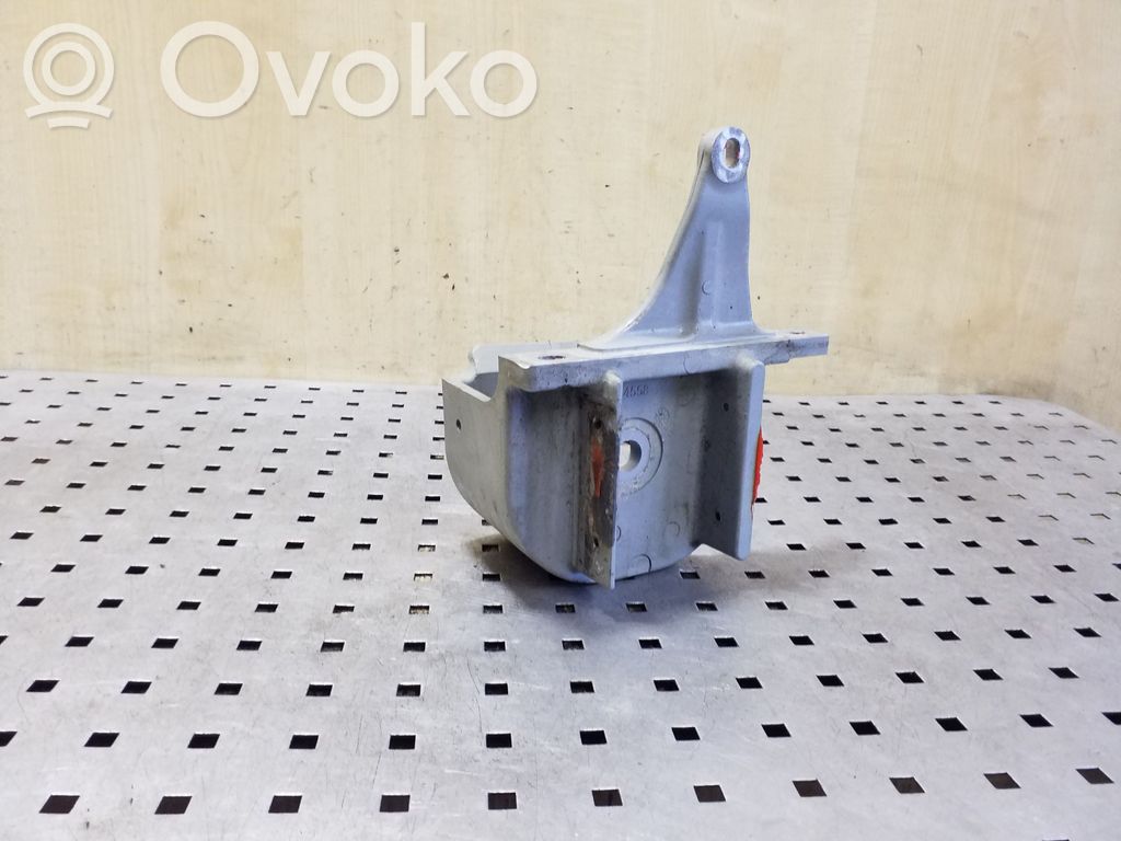 Tesla Model S Engine mounting bracket 