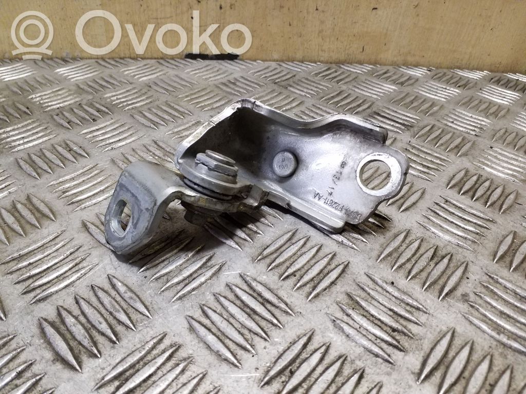 Ford Mondeo MK V Front door lower hinge 