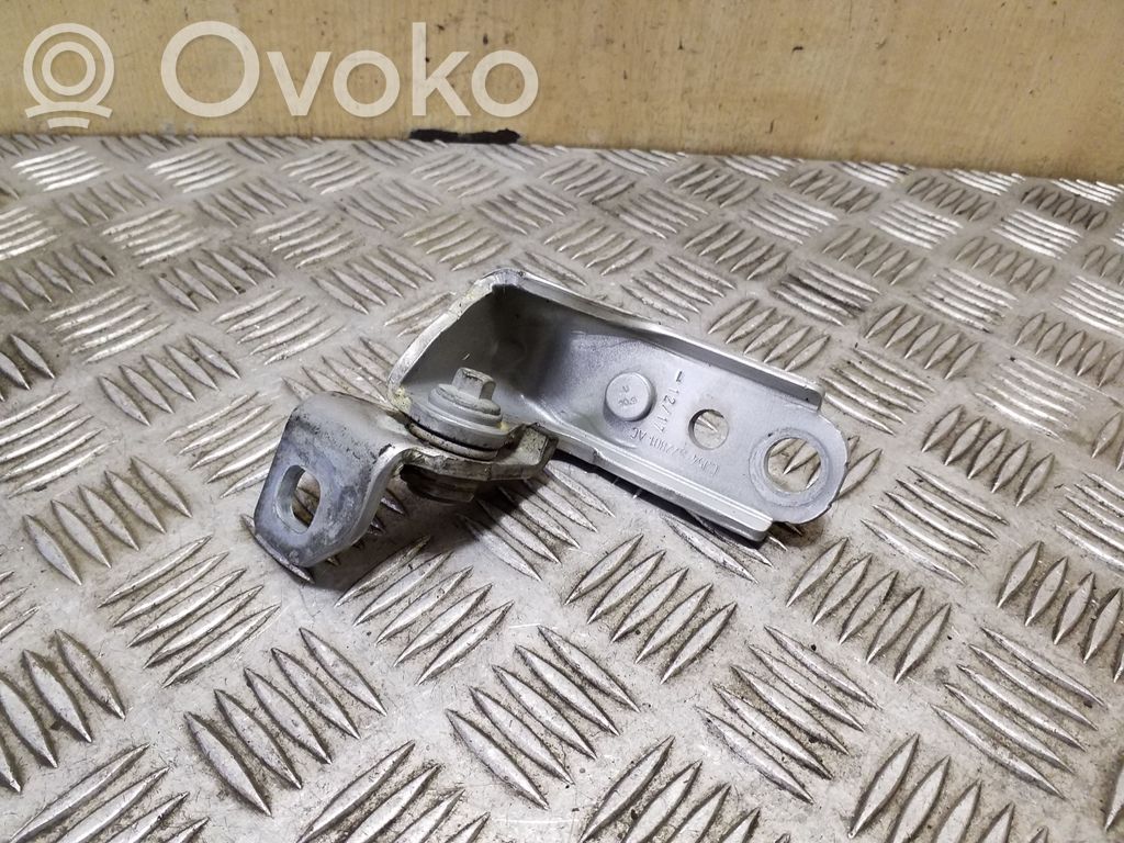 Ford Mondeo MK V Front door upper hinge 