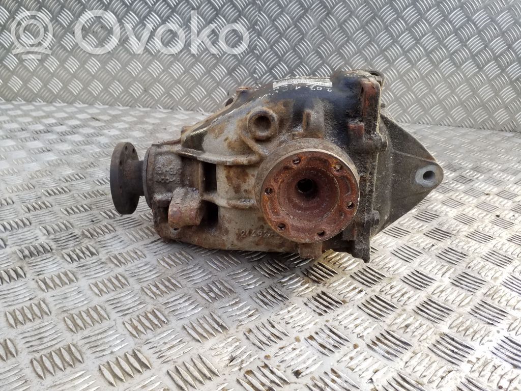 BMW 3 E46 Galinis reduktorius 