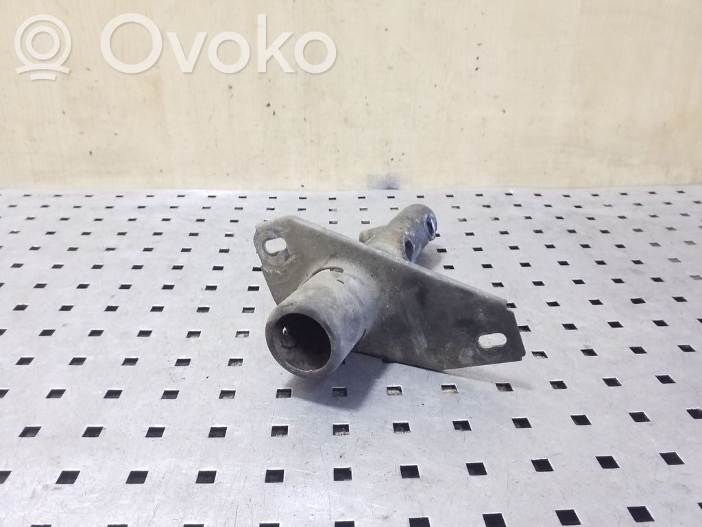 Audi A6 S6 C4 4A Aizmugurē bampera amortizators 