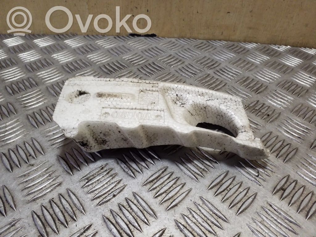 Volvo V40 Bufera putuplasta daļa 
