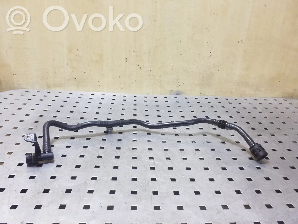 Volkswagen Touareg II Vacuum line/pipe/hose 