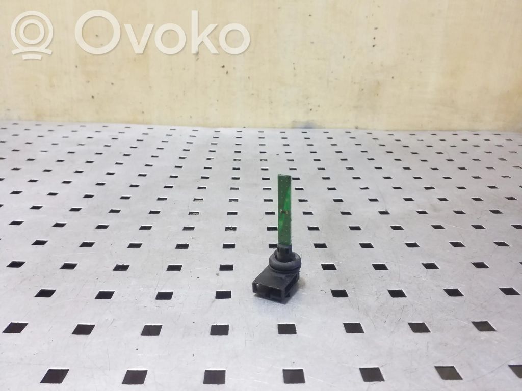 Sensor de temperatura interna   4B0820539