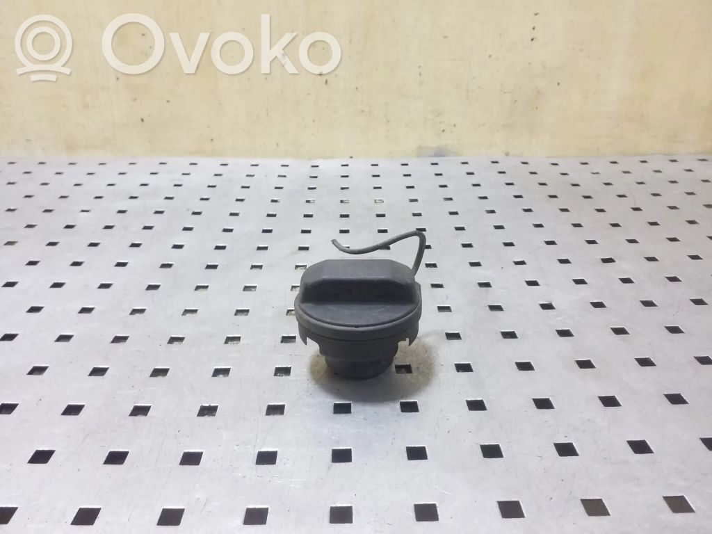 Audi A6 S6 C5 4B Tappo del serbatoio del carburante