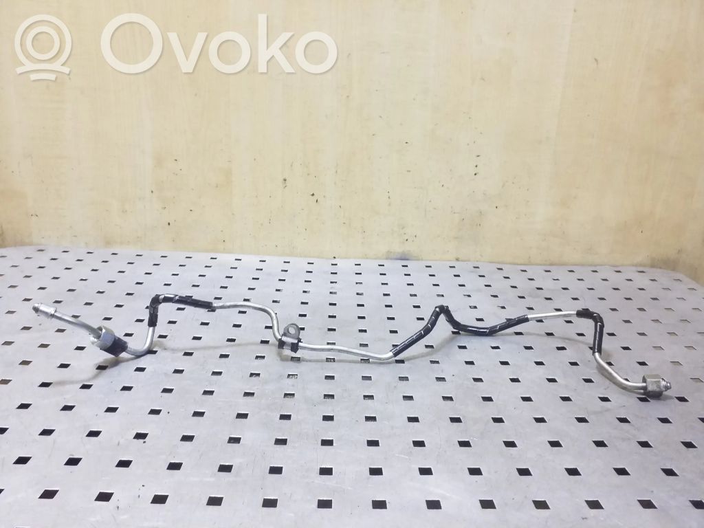 Land Rover Range Rover Sport L494 Conductă alimentare combustibil 