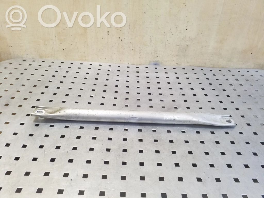 BMW 5 F10 F11 Altra parte del vano motore 