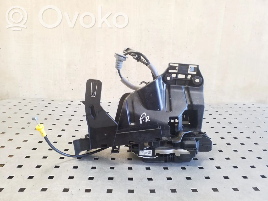Volvo XC90 Cerradura de puerta delantera 