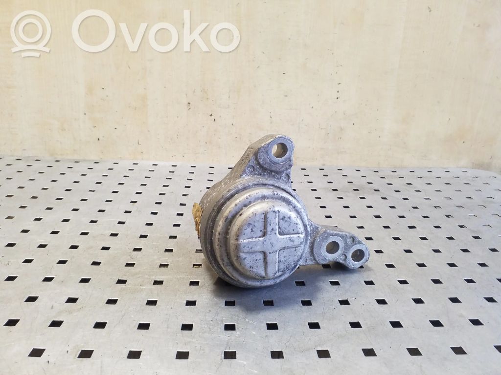Ford Mondeo MK V Engine mount bracket 