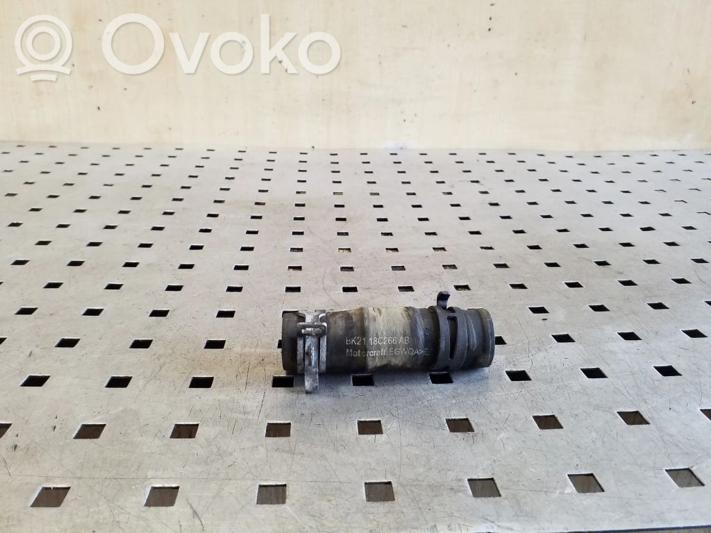 Ford Transit Engine coolant pipe/hose 
