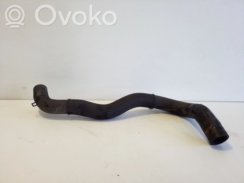 Engine coolant pipe/hose