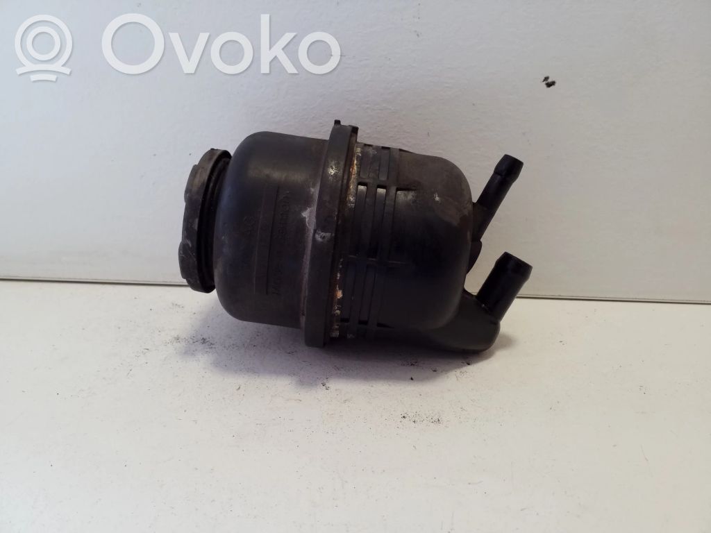 Volkswagen Amarok Ohjaustehostimen nestesäiliö 