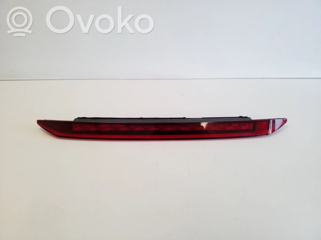 Volvo XC60 Third/center stoplight 