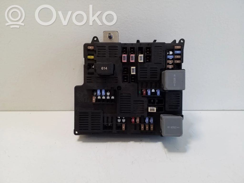 Volvo XC60 Fuse module 