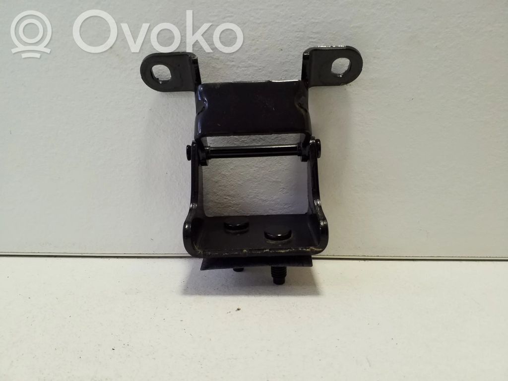 Volvo XC60 Tailgate/trunk/boot hinge 