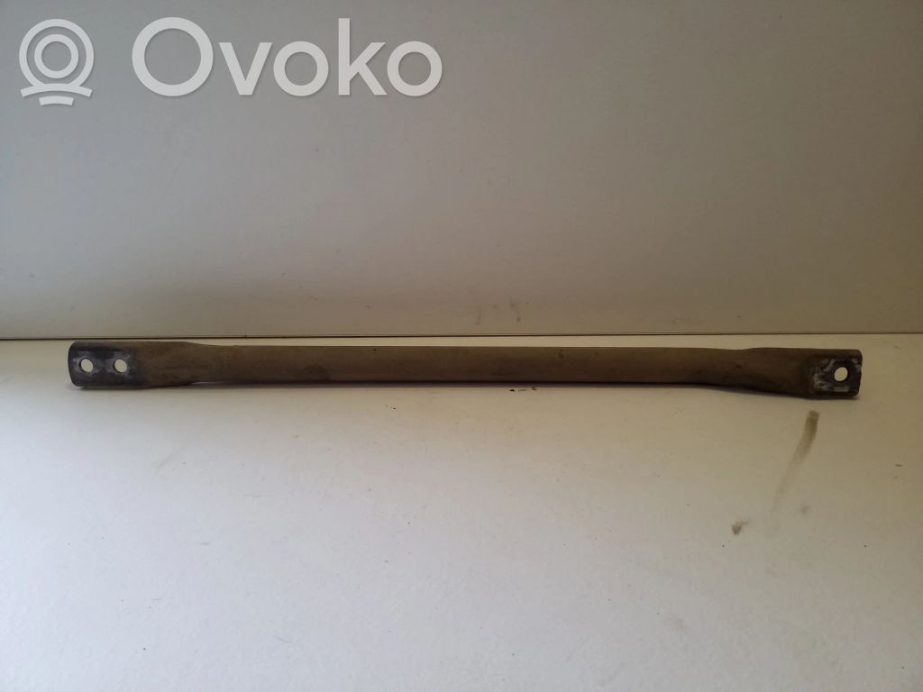 BMW X3 E83 Cits aizmugures šasijas elements 