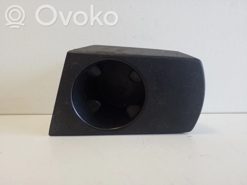 Cup holder front   3401958