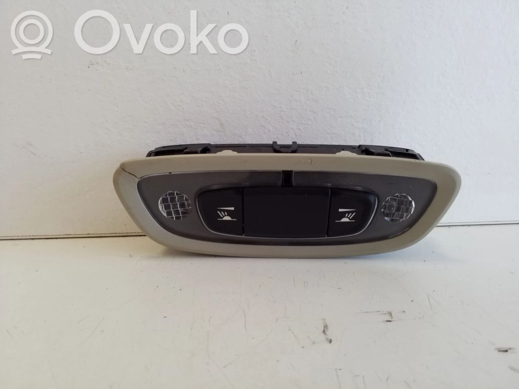 Volvo V40 Cross country Rear seat light 