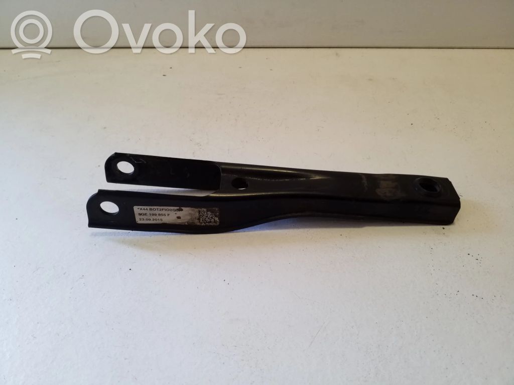 Volkswagen e-Golf Engine mounting bracket 