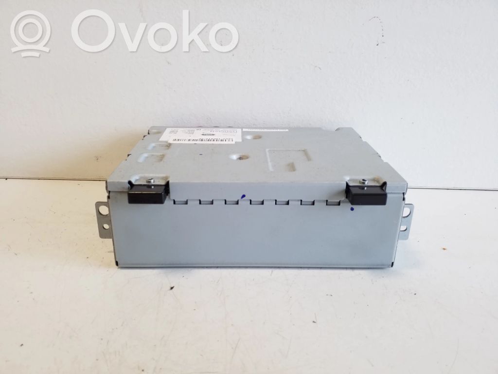 Jaguar XE Radio/CD/DVD/GPS head unit 
