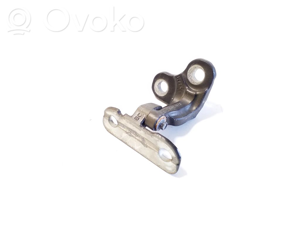 Jaguar XE Front door upper hinge 