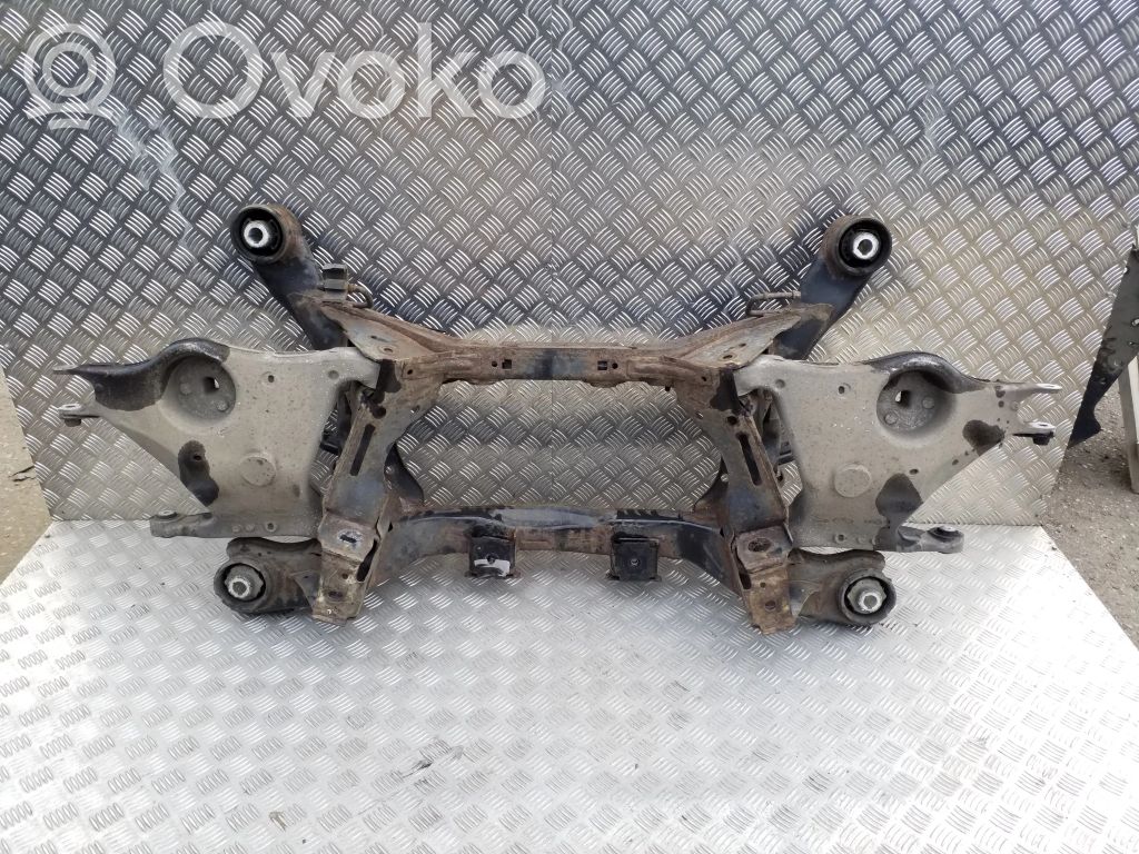Jaguar XE Bastidor trasero 