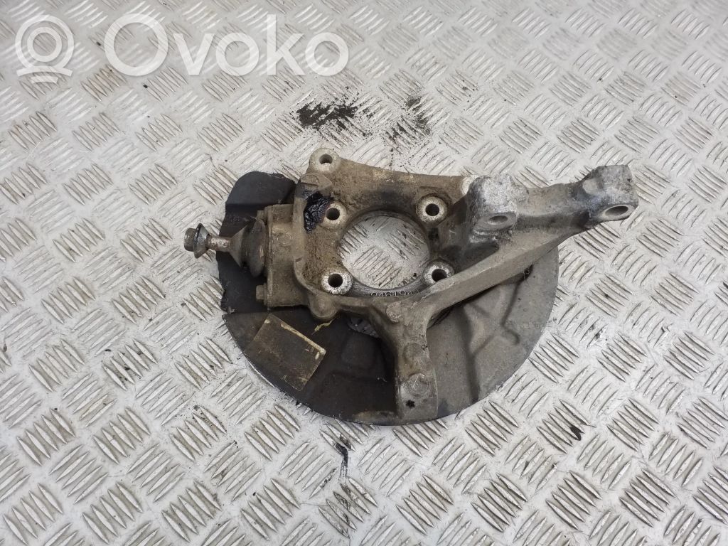 Cubo de rueda delantera   9461944