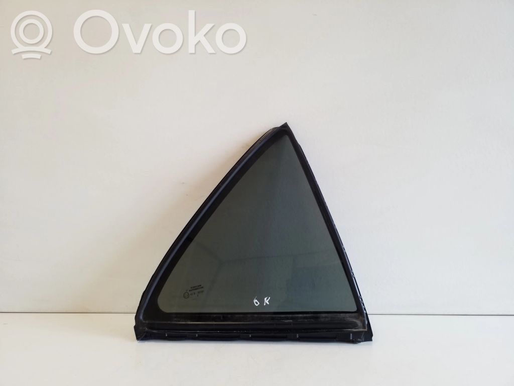 Toyota Corolla E210 E21 Vetro del deflettore posteriore