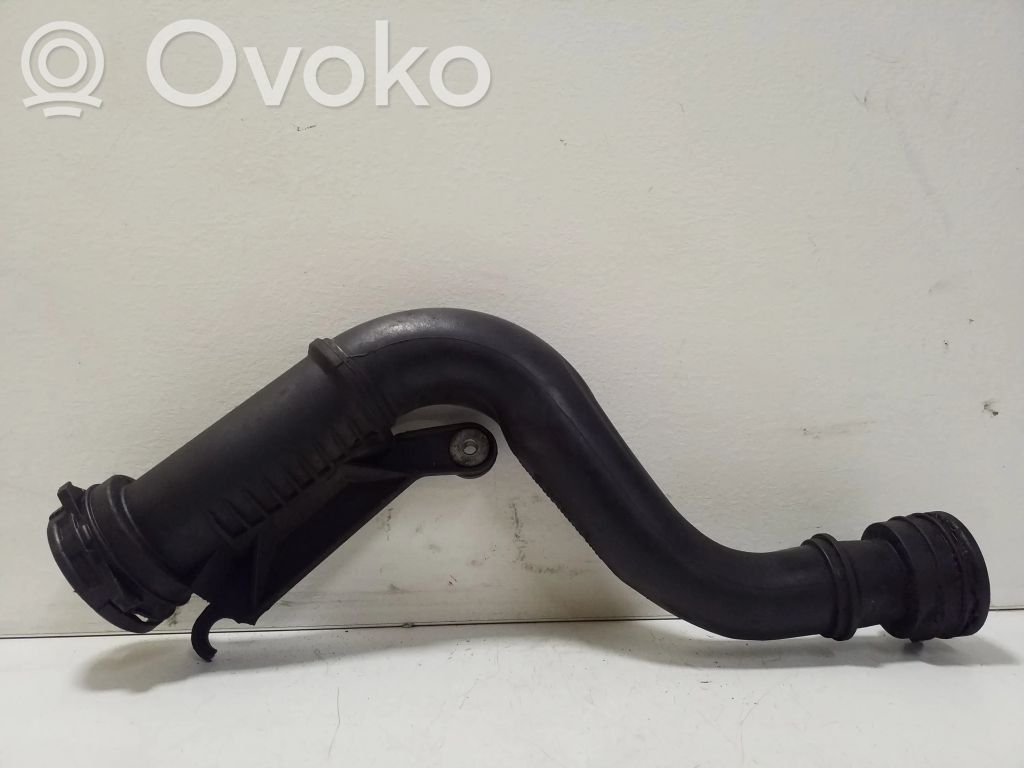Furtun/conductă intercooler   1K0145762