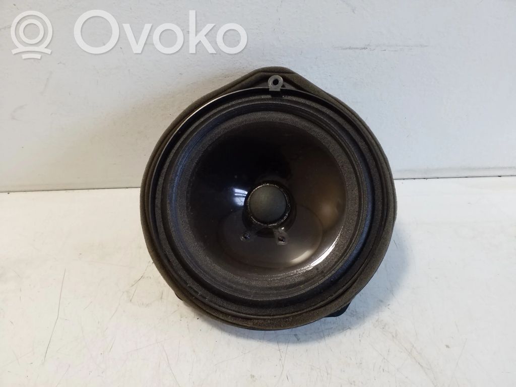 Altavoz de la puerta delantera