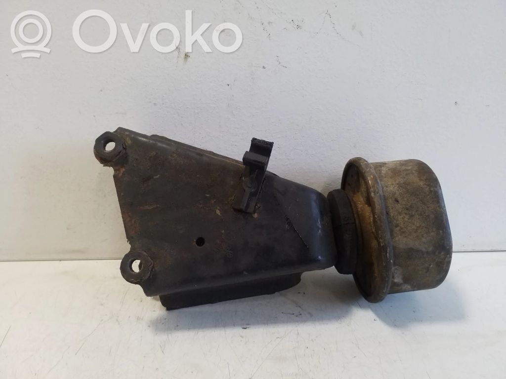 Volkswagen Transporter - Caravelle T4 Suport tampon motor 