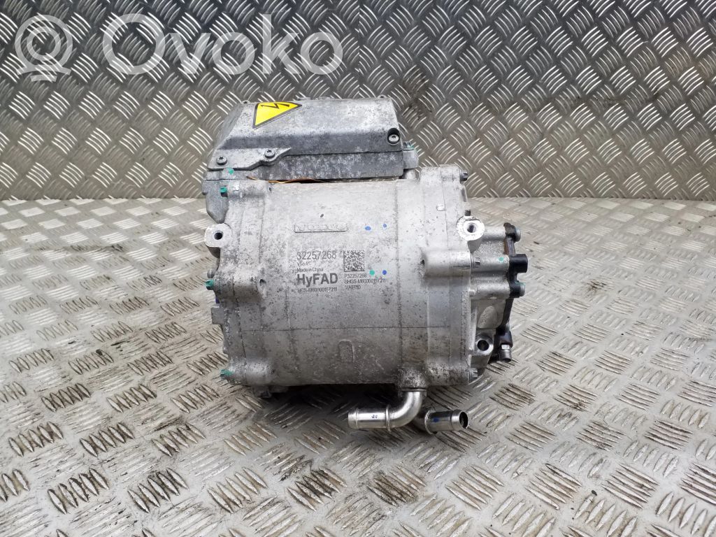 Volvo XC40 Electric car motor 