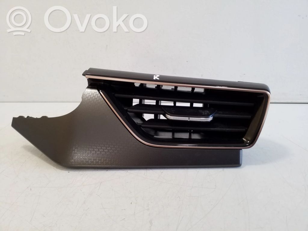 Skoda Kamiq Boczna kratka nawiewu deski rozdzielczej 