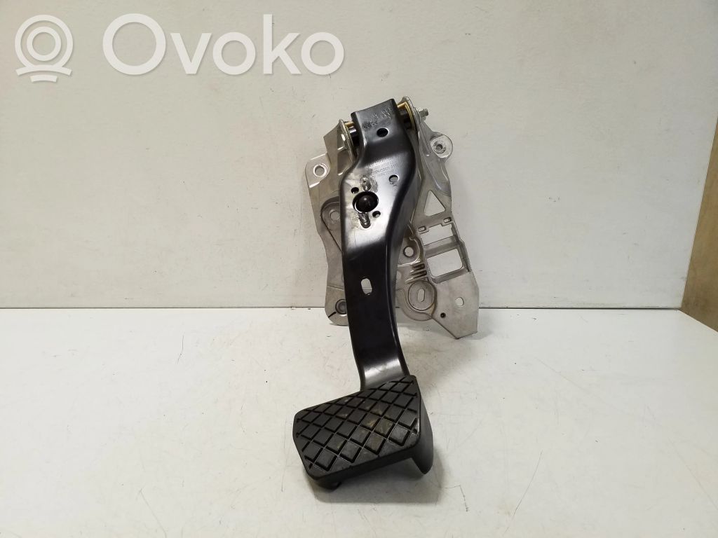 Skoda Kamiq Pedal de freno 