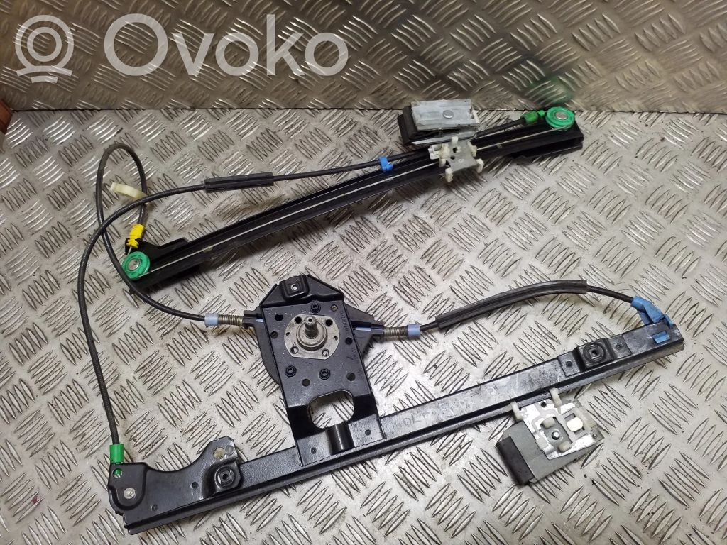 Volkswagen Golf III Manualny podnośnik szyby drzwi przednich 